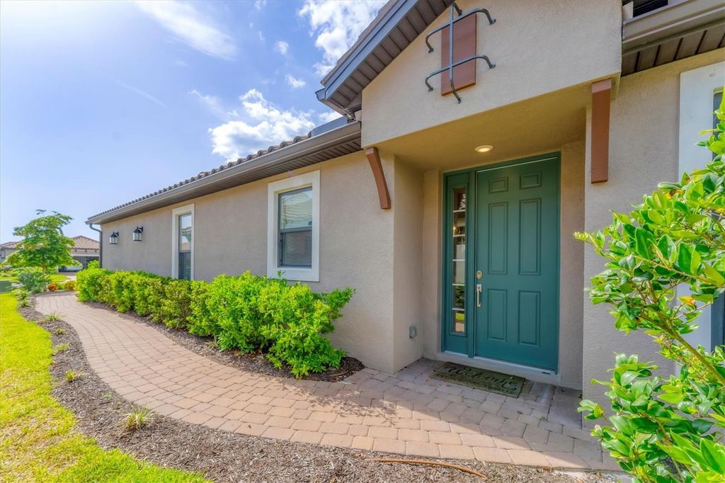 Photo of 3025 Veneto Court, Bradenton, FL 34211 (MLS # A4657592)