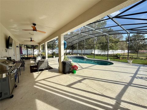 A home in APOPKA