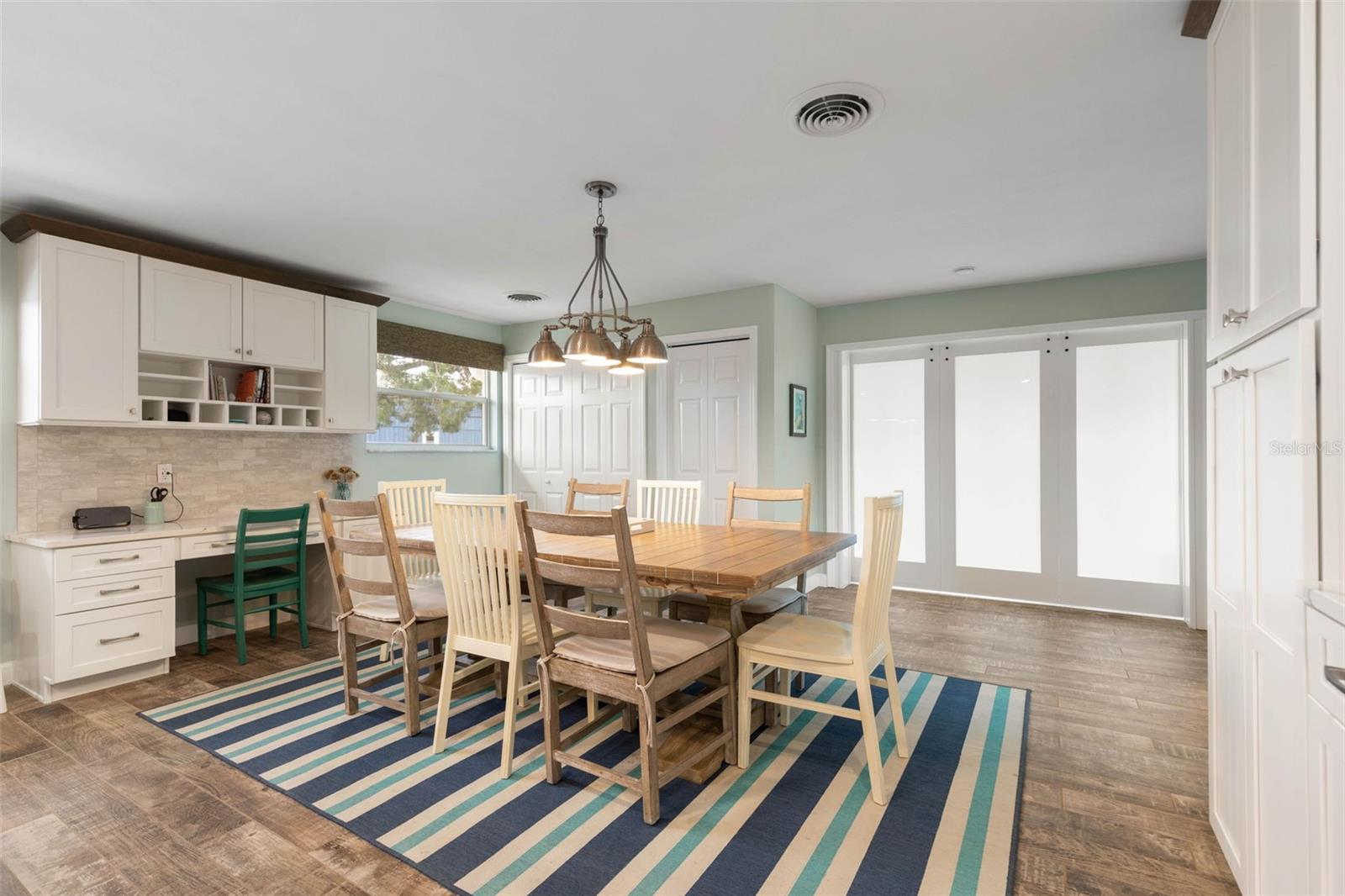76 BANYAN DRIVE