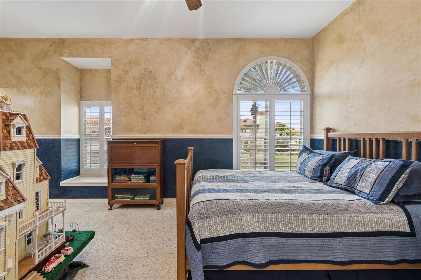 TIERRA VERDE UNIT 1 4TH REP - Residential