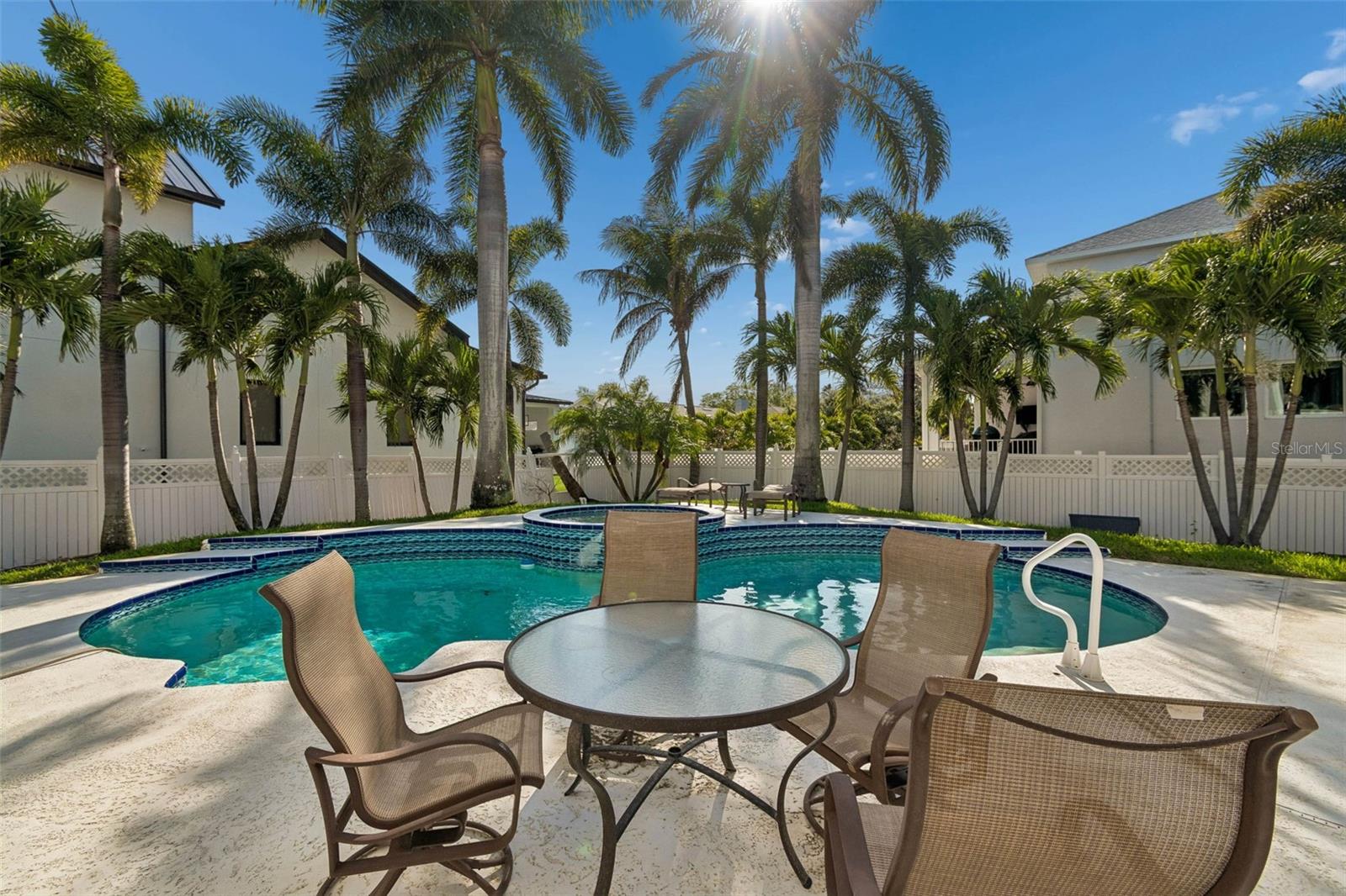 TIERRA VERDE UNIT 1 4TH REP - Residential