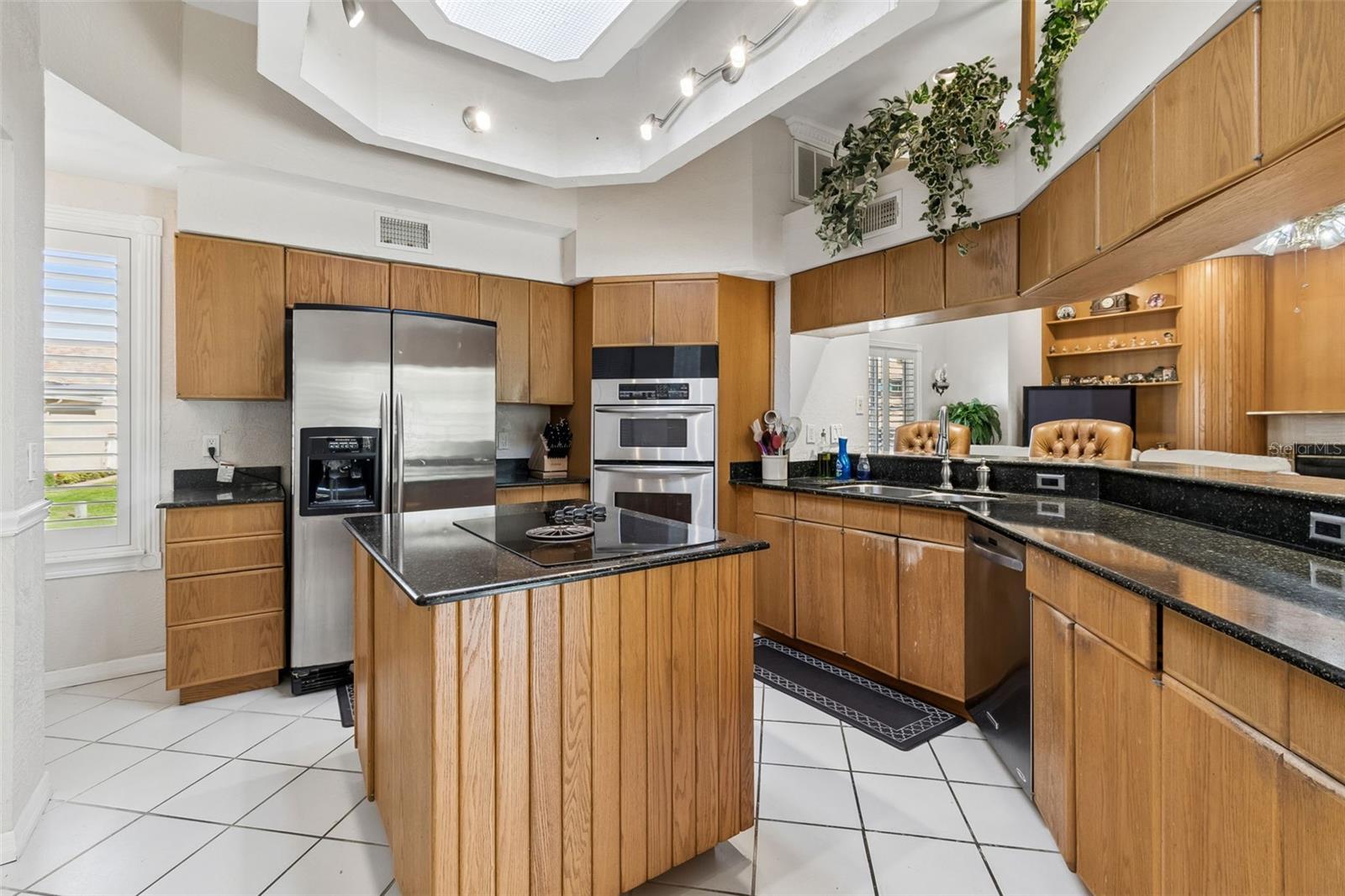 TIERRA VERDE UNIT 1 4TH REP - Residential