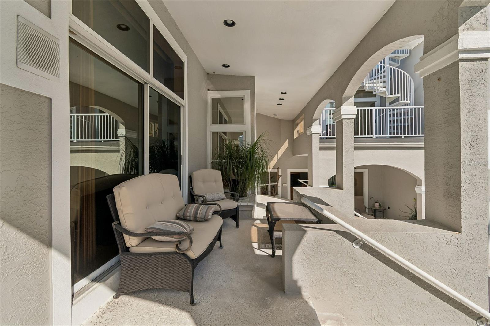 TIERRA VERDE UNIT 1 4TH REP - Residential