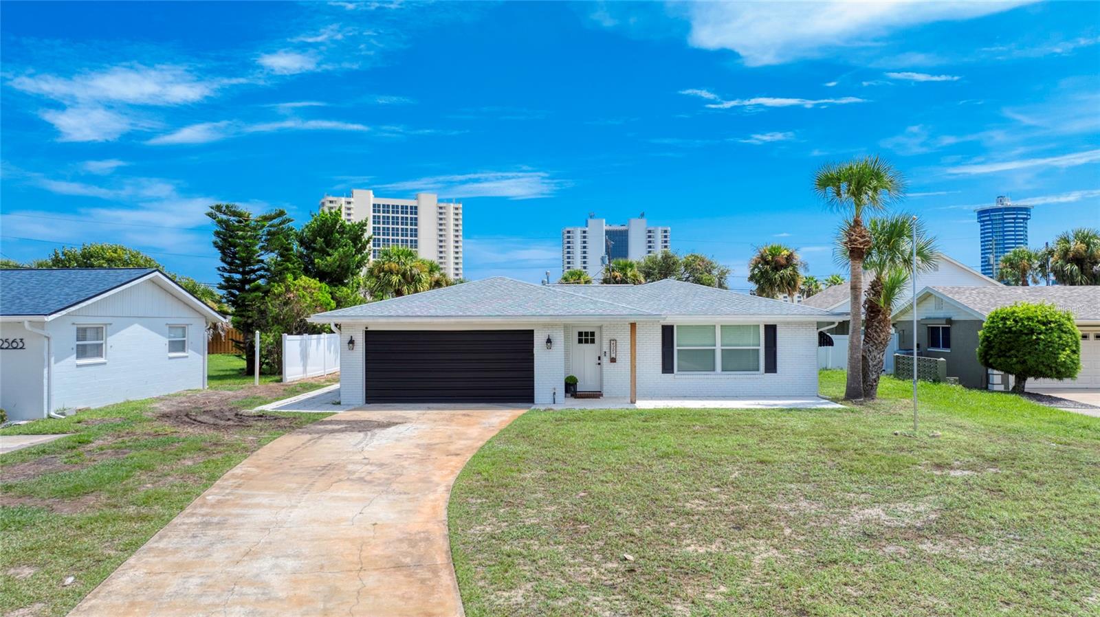 2565 S PENINSULA DRIVE