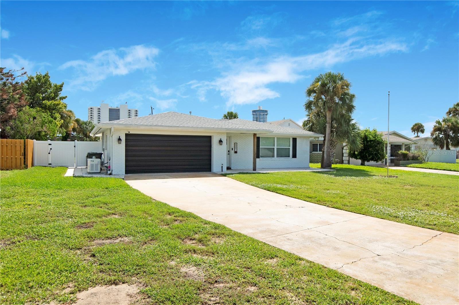 2565 S PENINSULA DRIVE