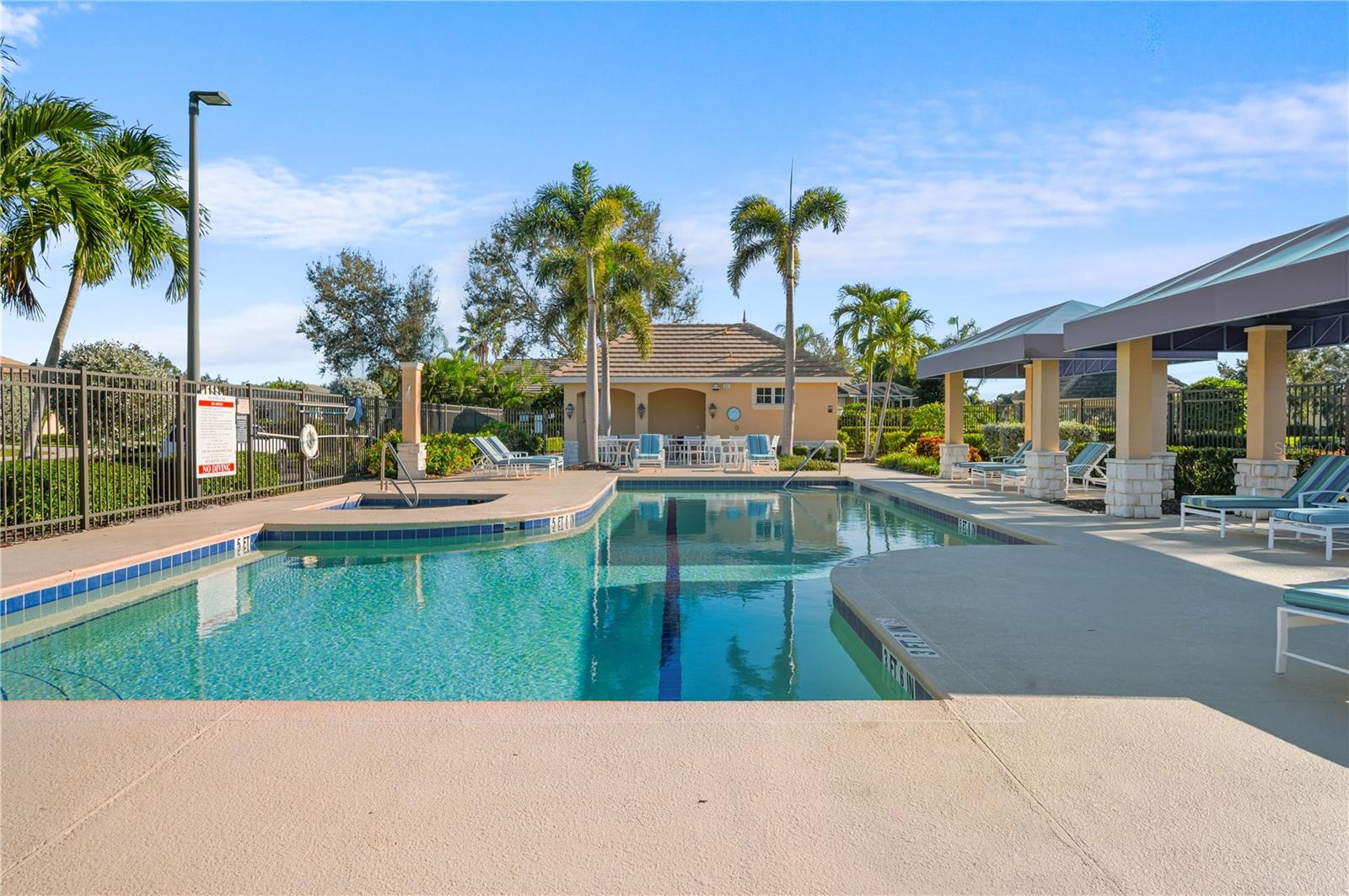 WISTERIA PARK - Residential