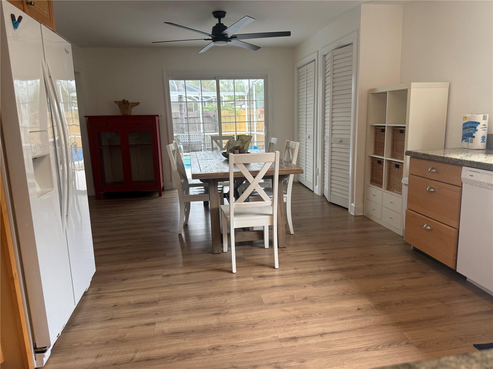 PHILLIPPI CREST - Residential