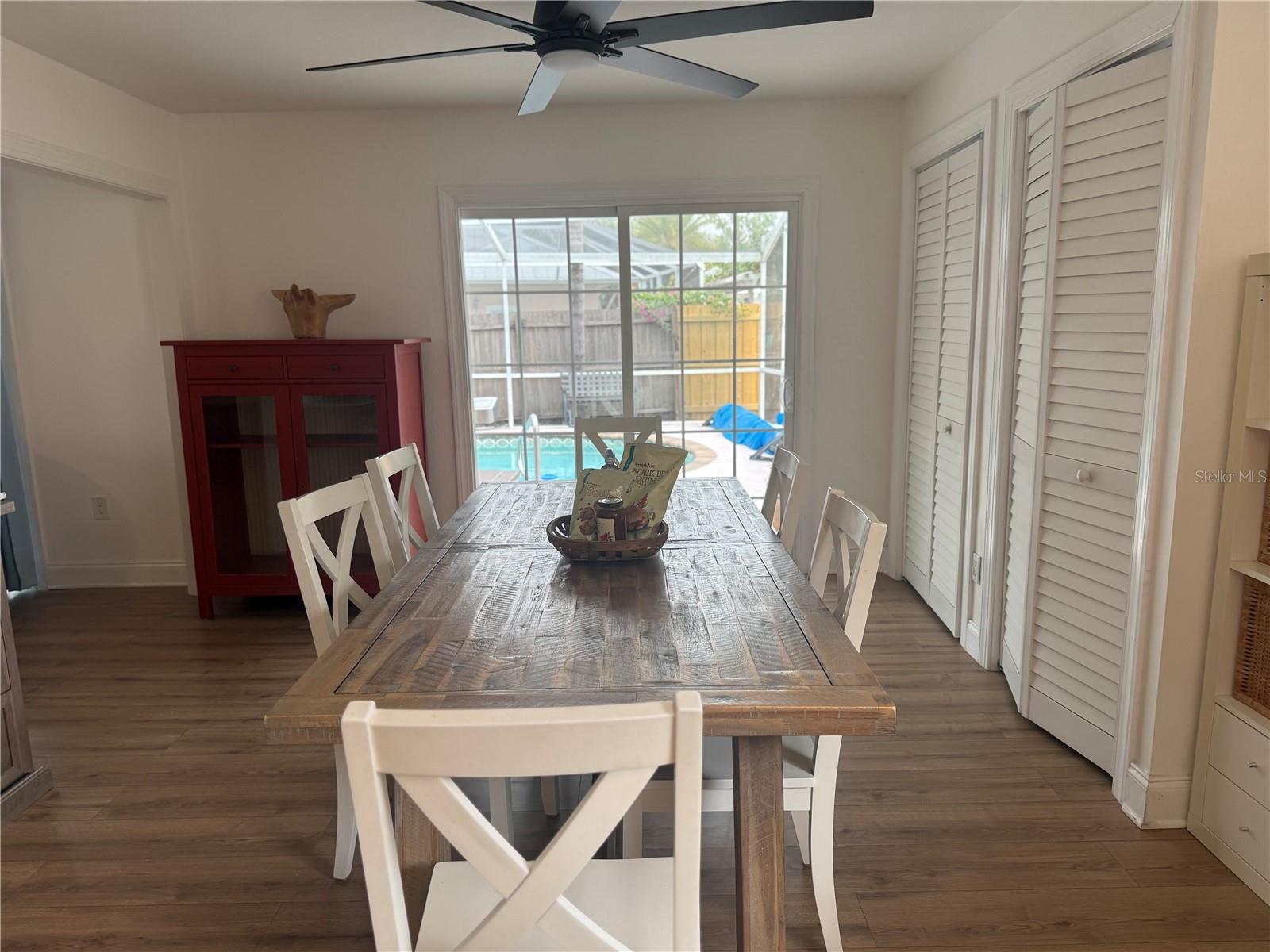 PHILLIPPI CREST - Residential
