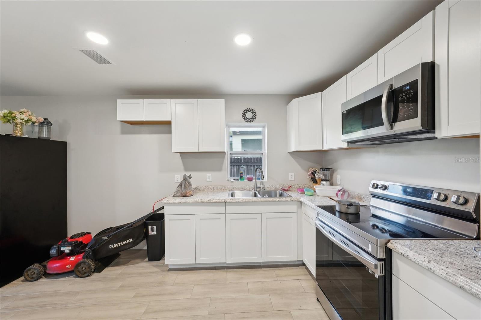 INWOOD - Residential Income