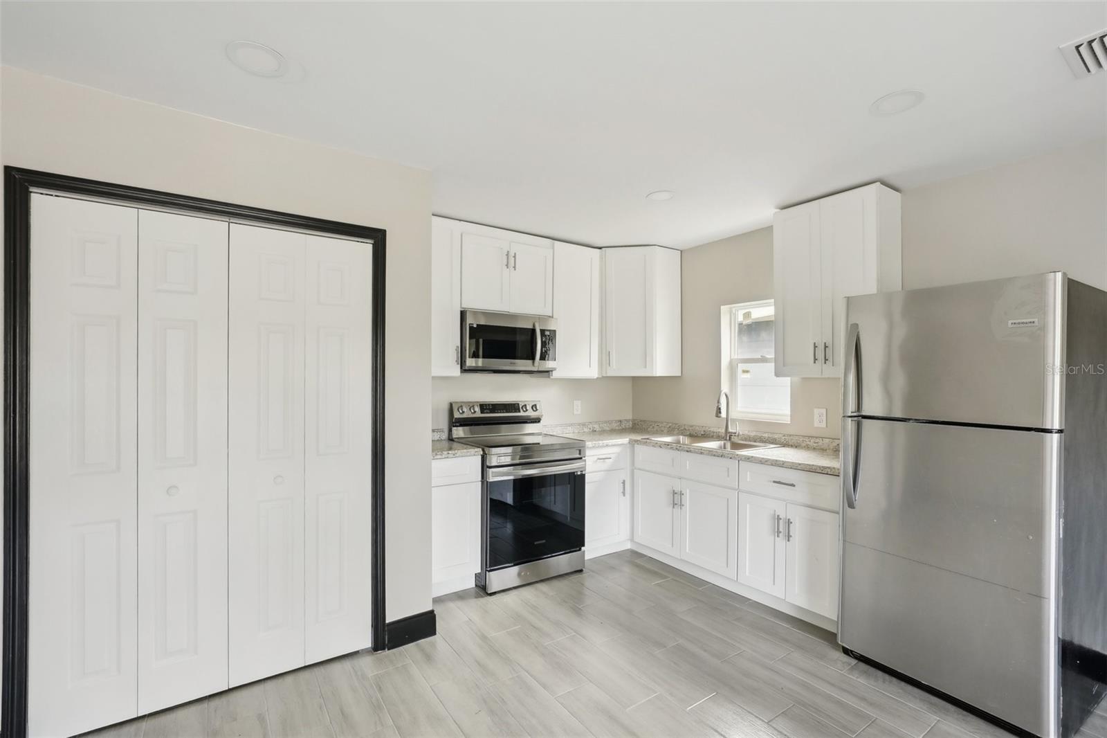 INWOOD - Residential Income