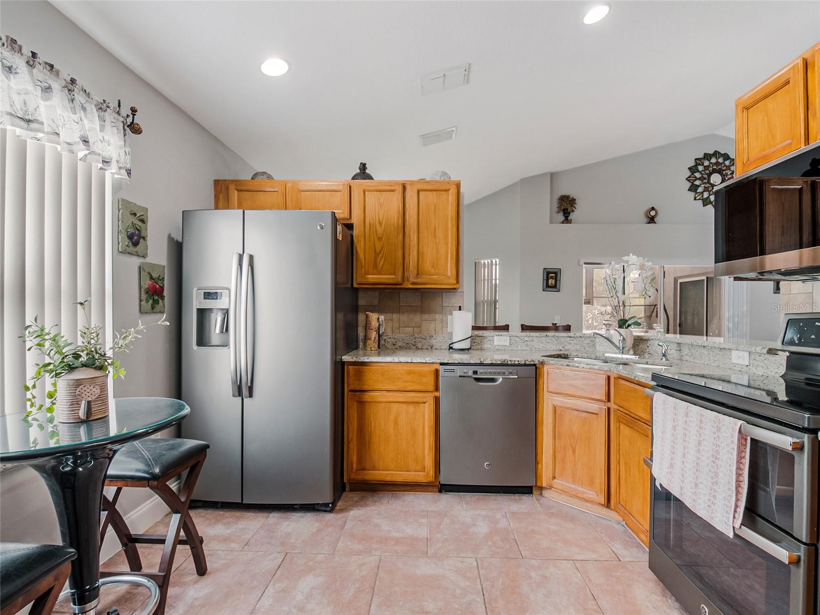 PERSHING HEIGHTS - Residential