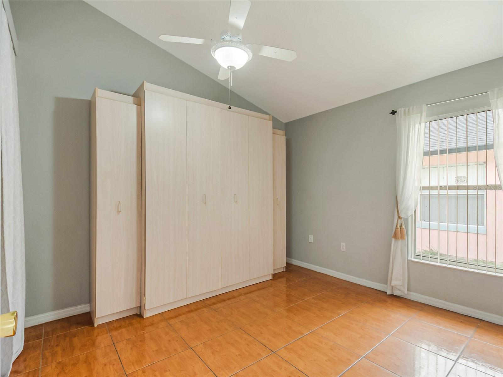 PERSHING HEIGHTS - Residential