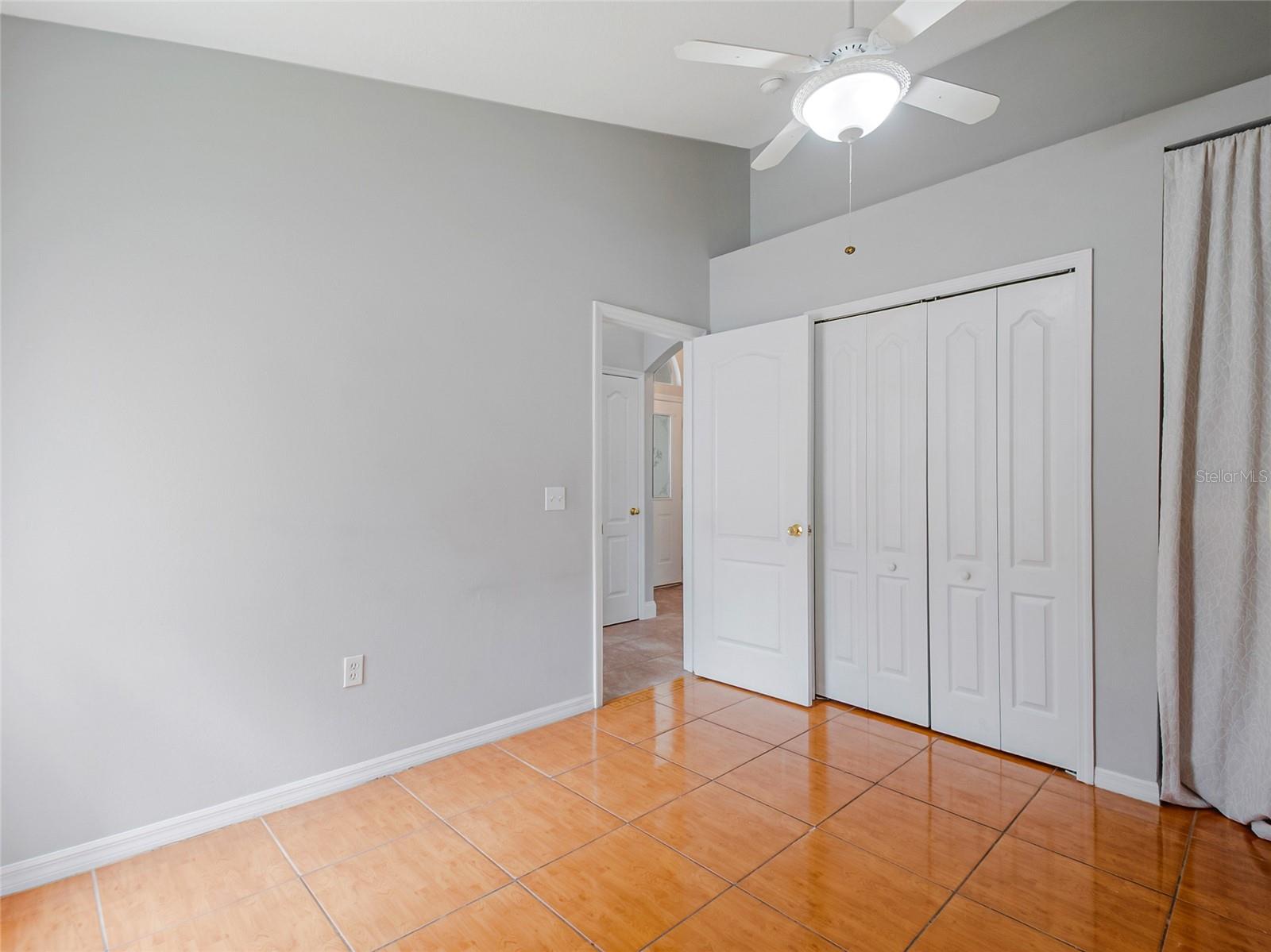 PERSHING HEIGHTS - Residential