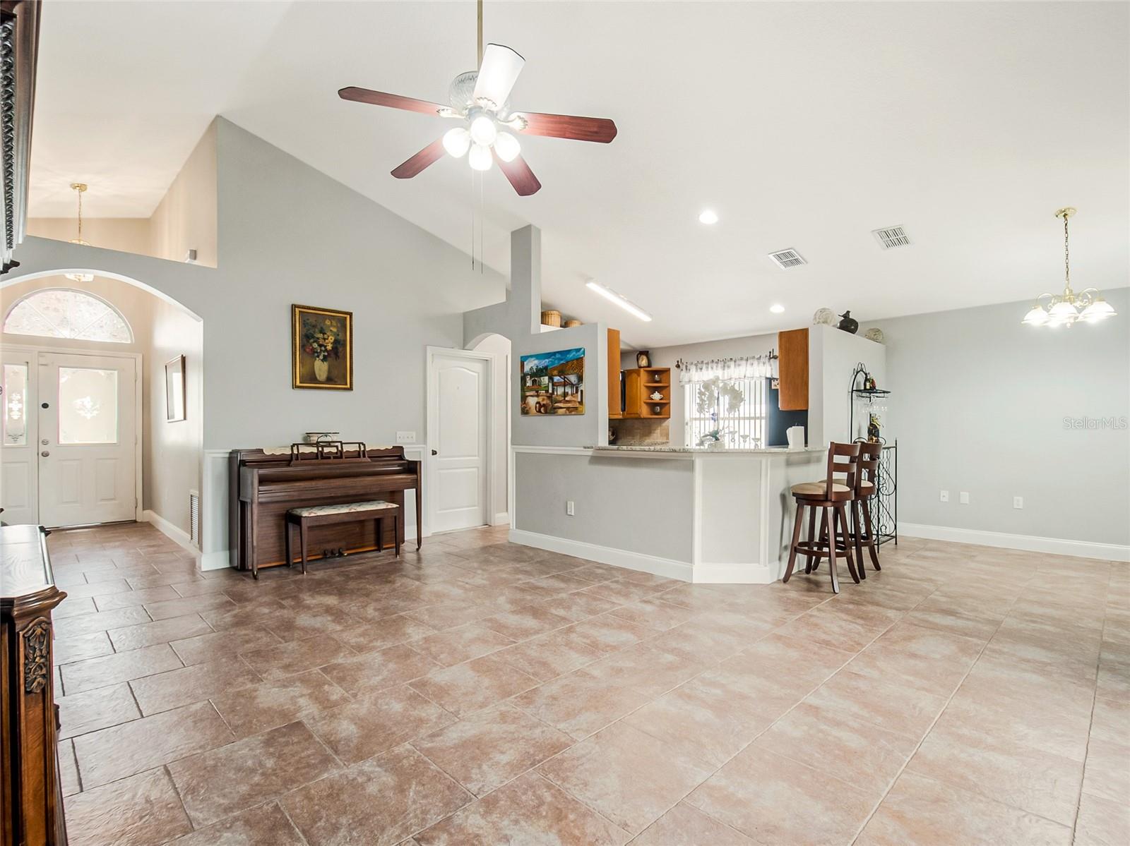 PERSHING HEIGHTS - Residential