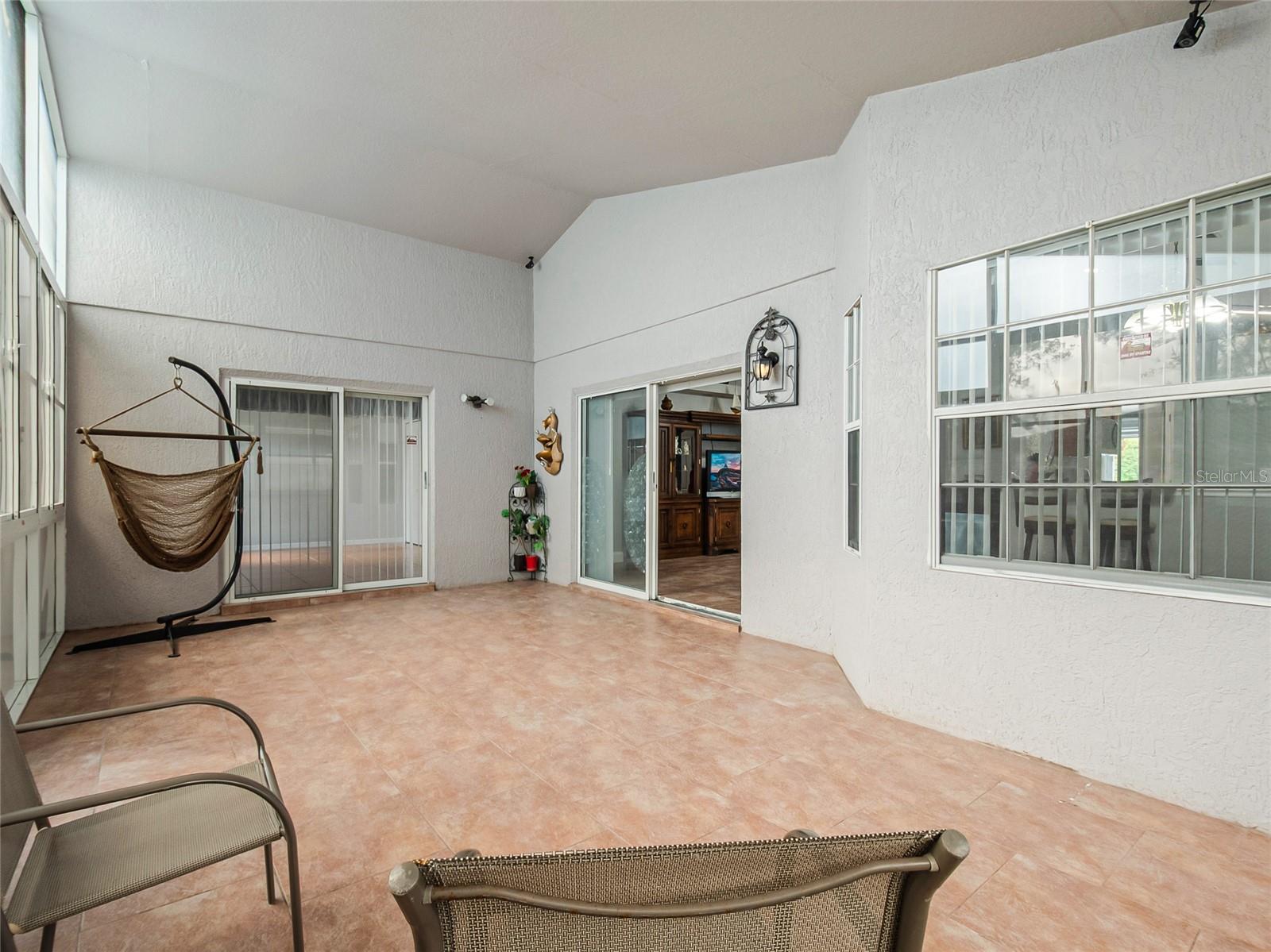 PERSHING HEIGHTS - Residential