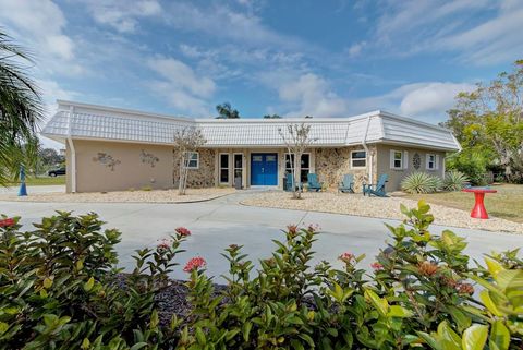 5211 INVERNESS DRIVE SARASOTA FL 34243