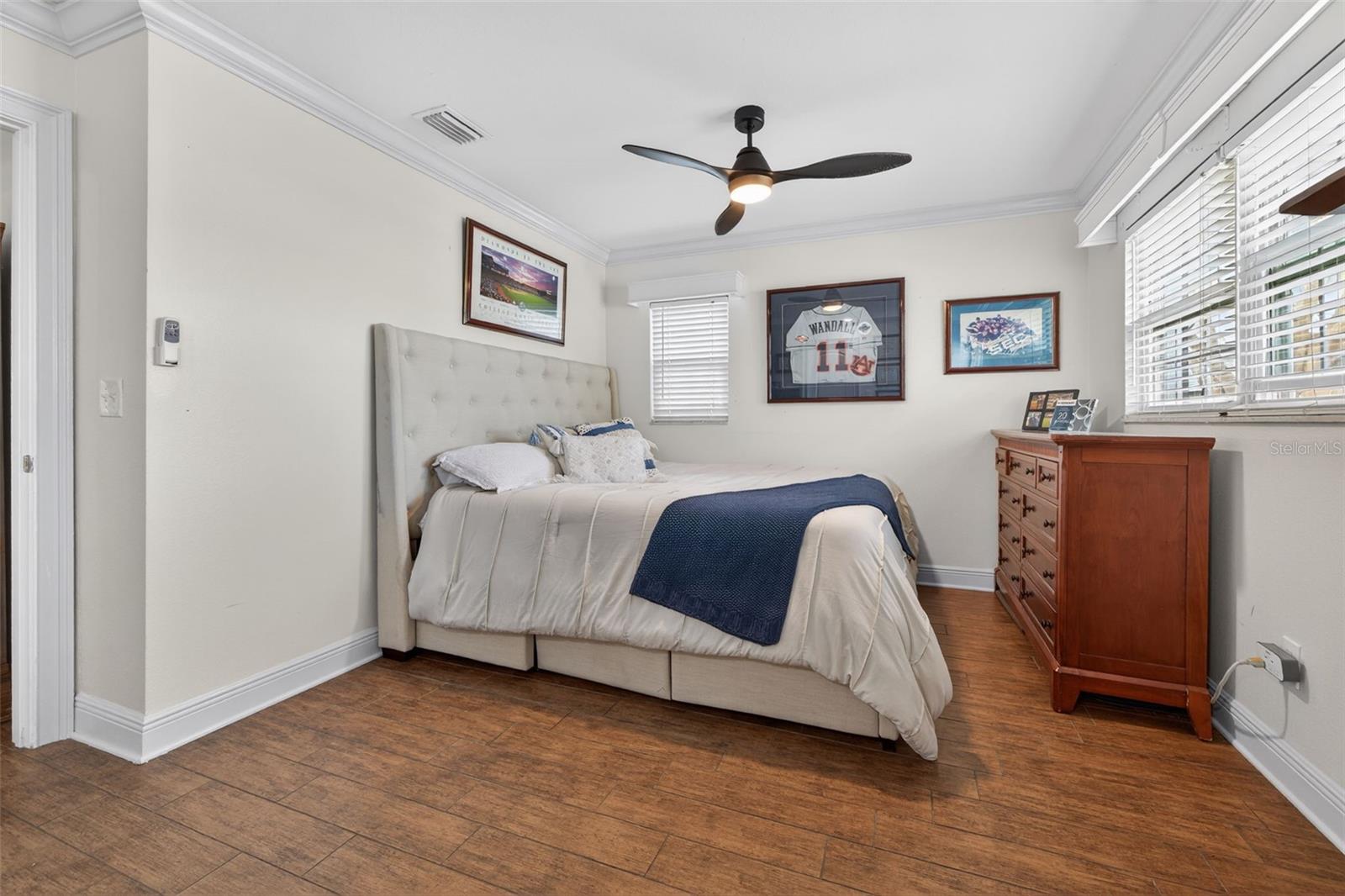 BAY CREST PARK - Residential