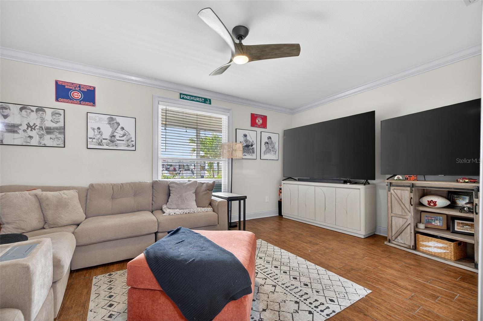 BAY CREST PARK - Residential