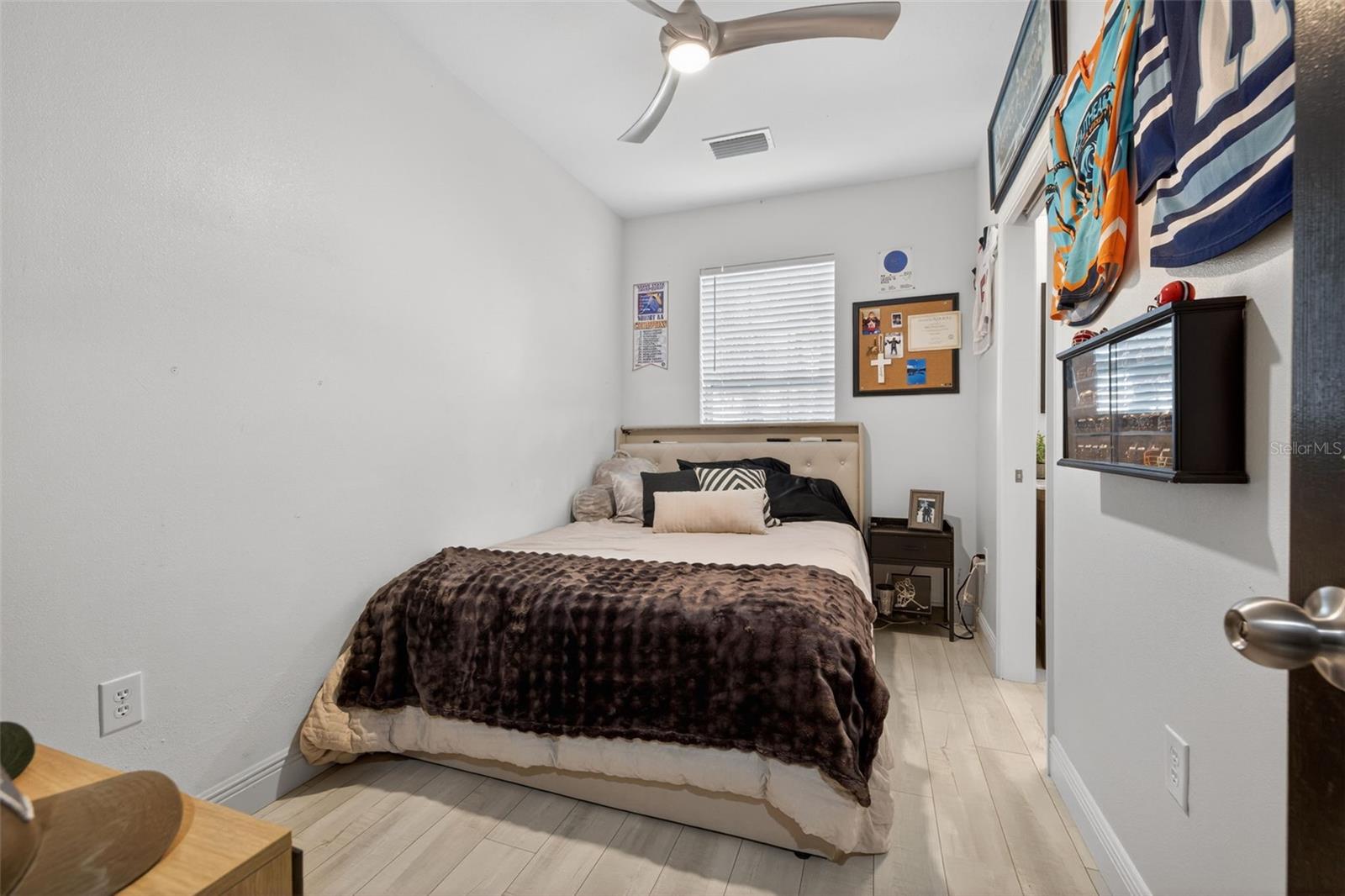 BAY CREST PARK - Residential