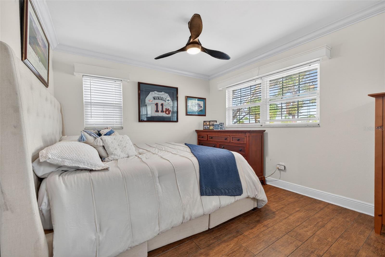 BAY CREST PARK - Residential