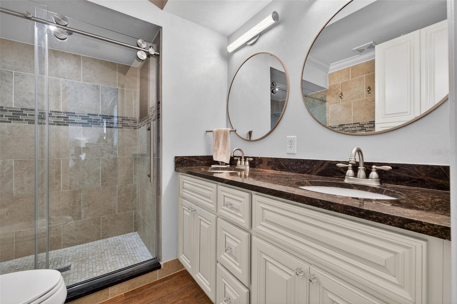 BAY CREST PARK - Residential