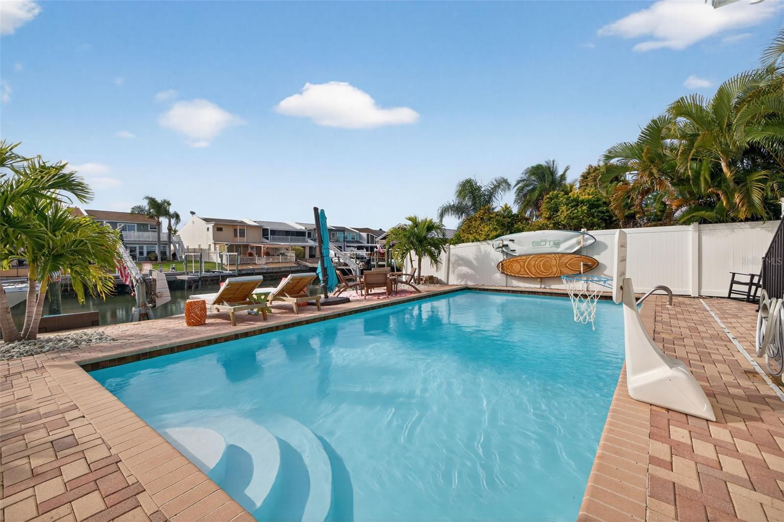 BAY CREST PARK - Residential