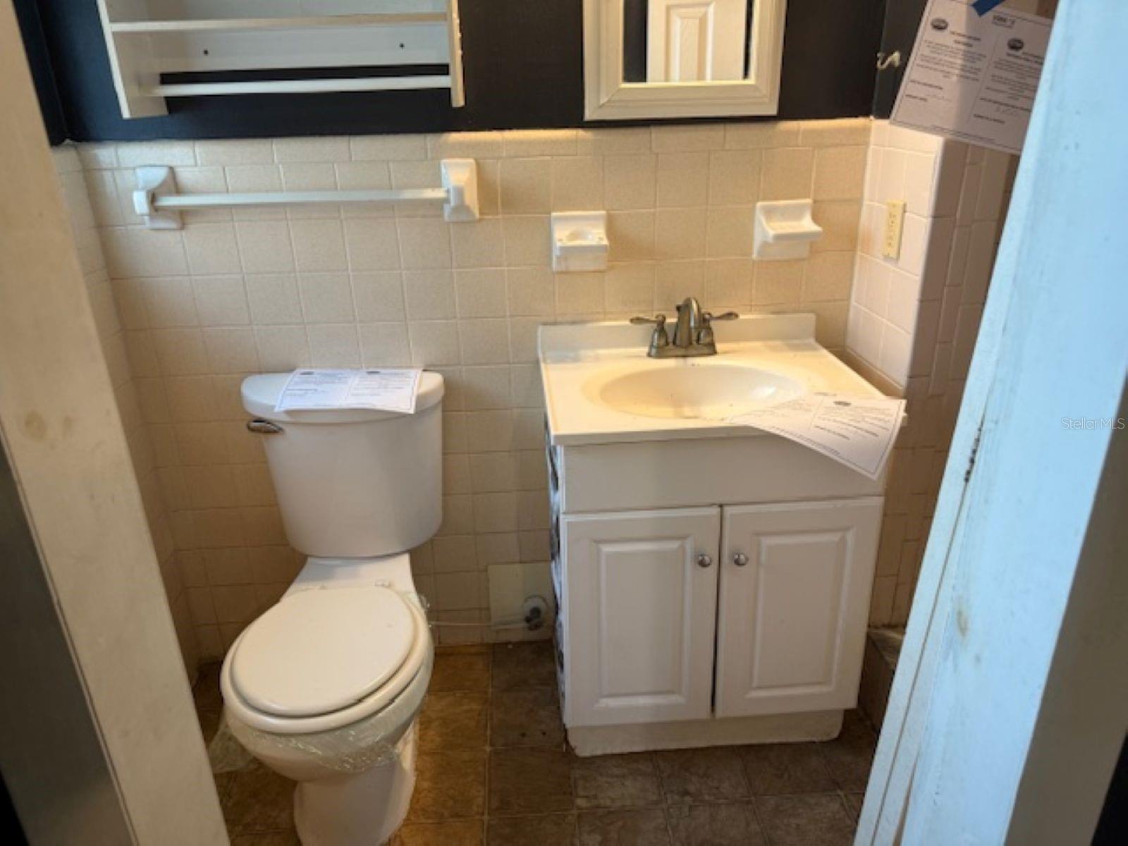 ORANGE LAKE SHORES ADD 01 - Residential