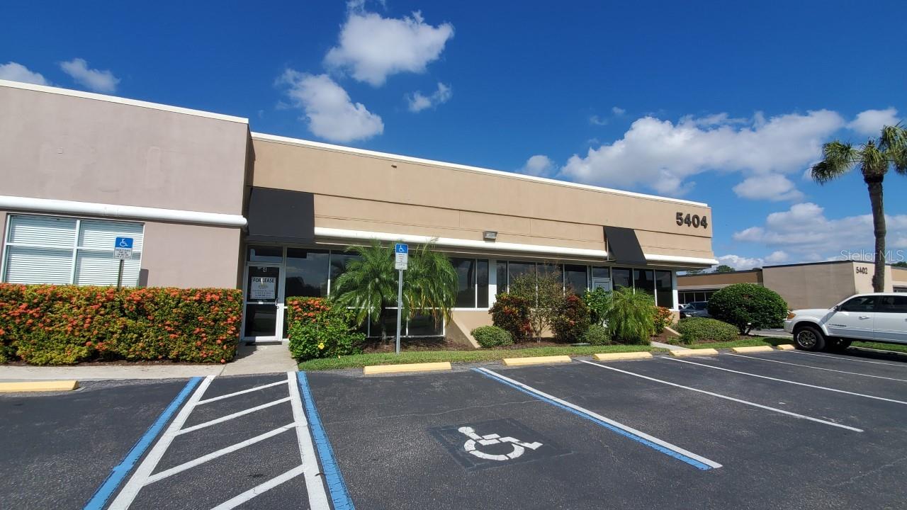 Opportunity: Completely remodeled 1,355 sf. office space with direct frontage on Hillsborough Ave. for office and retail uses. A+ finishes and new flooring. The suite has two private offices and a large open work area with private restroom. Excellent visibility for businesses wanting major road frontage. Recently remodeled. $2,710 per month.
Address: 5404 Hoover Bvd, Ste 4 Tampa, FL 33634 (easy access to Veterans Expressway, Hillsborough Ave and Tampa International Airport).
Building Features:
· Completely Remodeled Interior.
· Close proximity to Tampa International Airport.
· Open floor concept with Large Offices and Private Restroom.
· Close to Area Retail and Dining.
· 60,000+/- AADT Traffic Counts.
· Zoned SPI-AP-4 ( allows a broad range of Professional
Office and Services, Research Activities, Printing
Services, Government Offices, Business Services,
Contractors Offices and Sales of Used Merchandise
and Gunsmith Services. Medical Labs & Offices
also allowed).