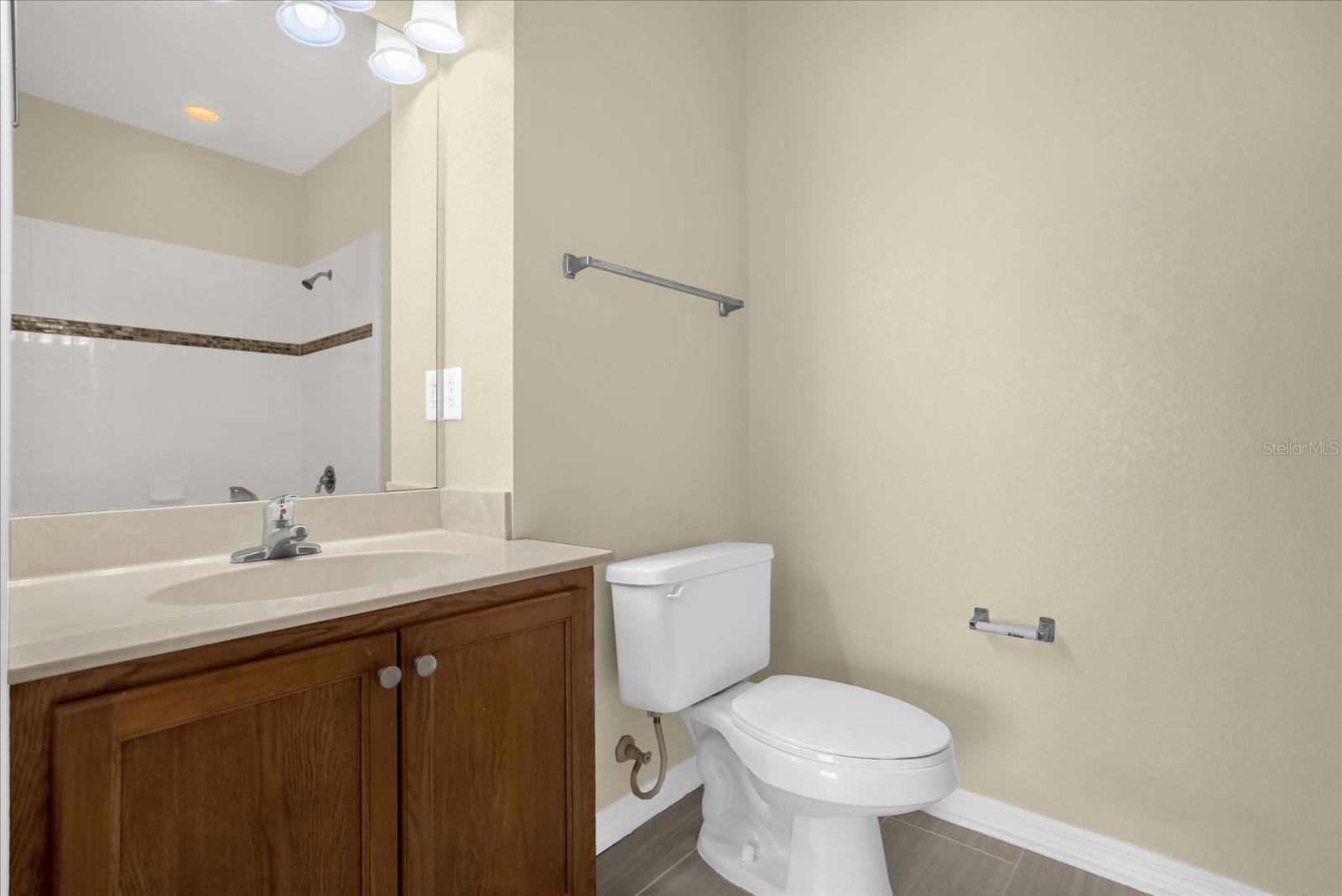 ESTATES/PK CENTRAL CONDO - Residential