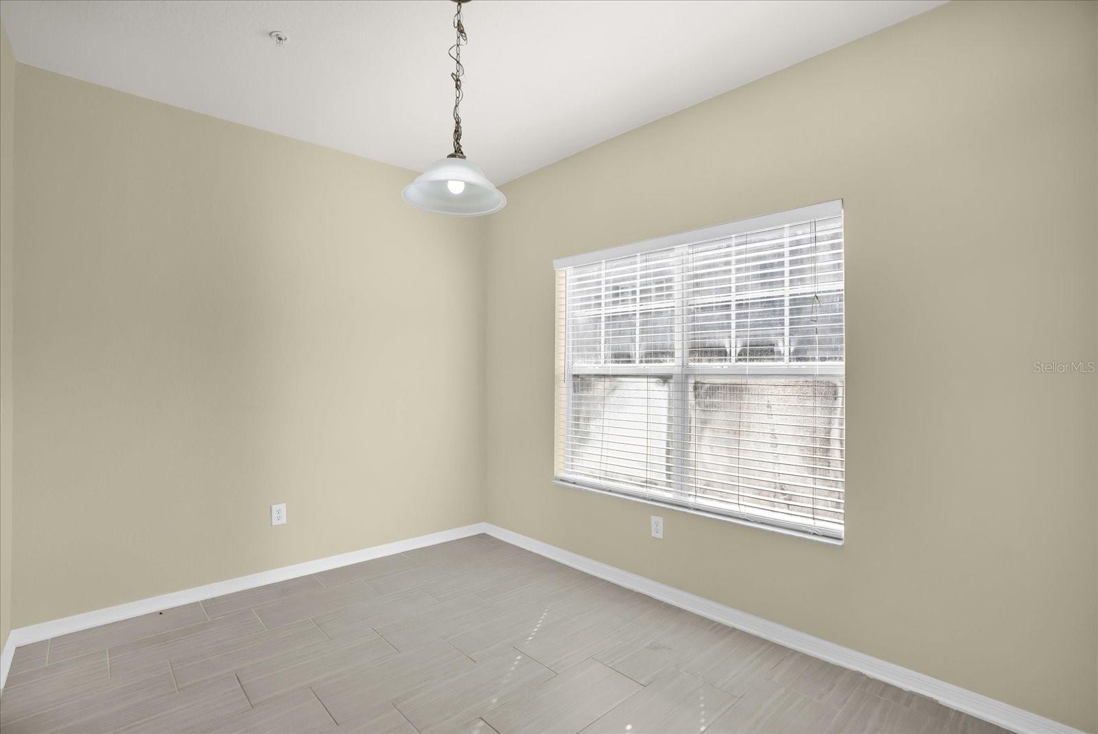 ESTATES/PK CENTRAL CONDO - Residential