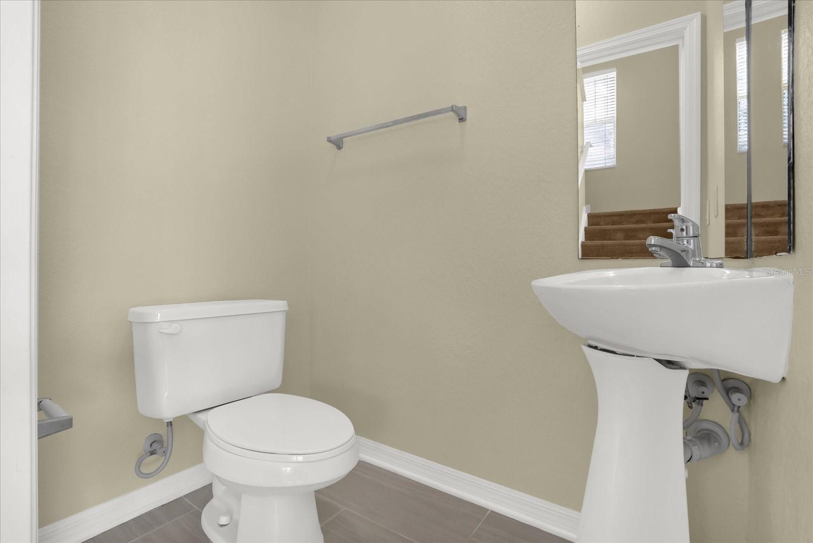 ESTATES/PK CENTRAL CONDO - Residential