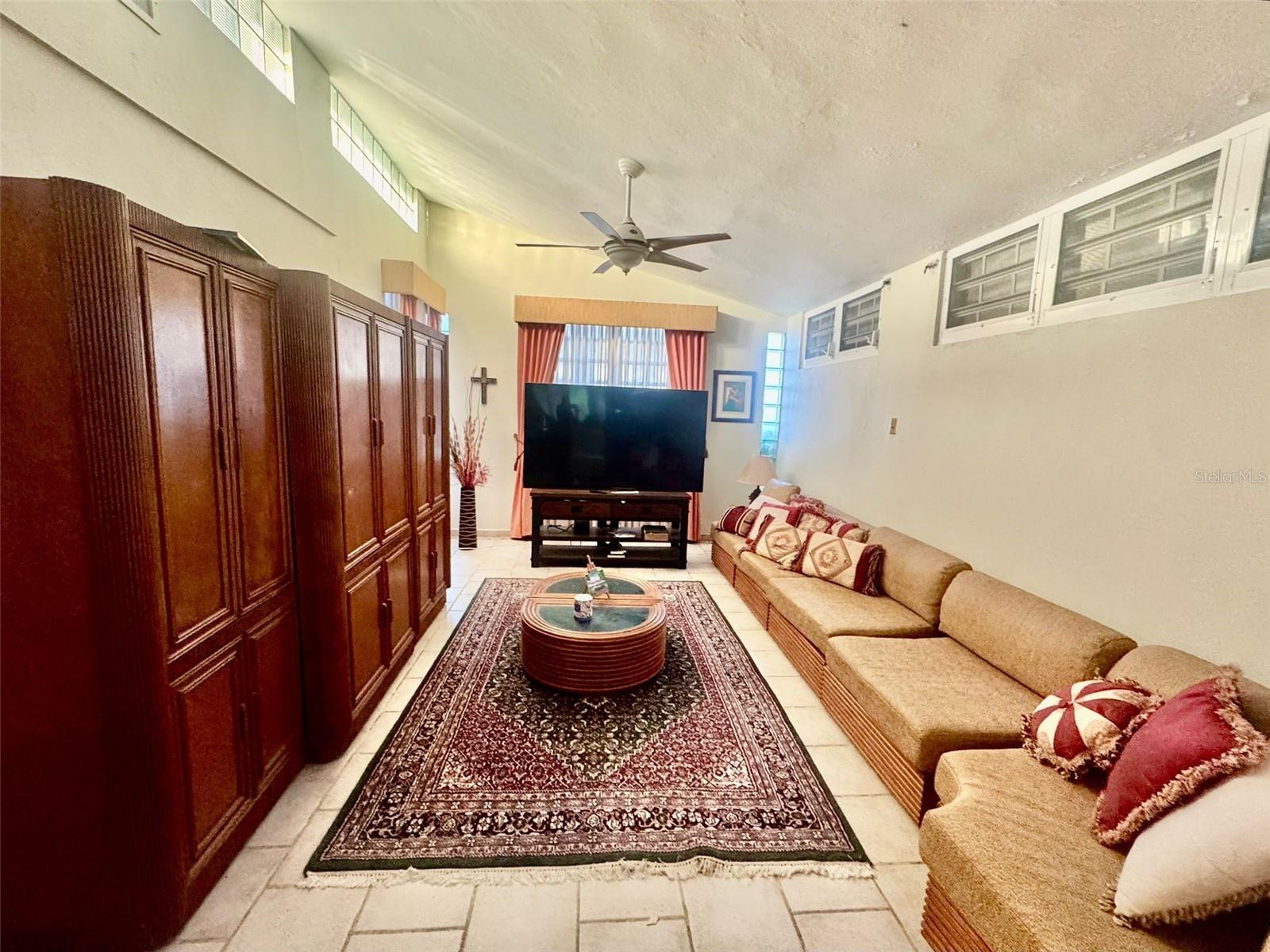 ESTANCIAS DEL LAGO - Residential