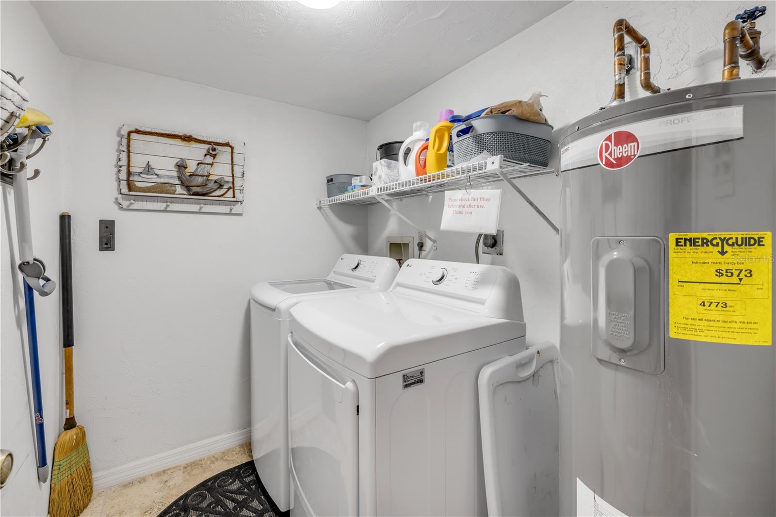 MOONTIDE CONDO - Residential