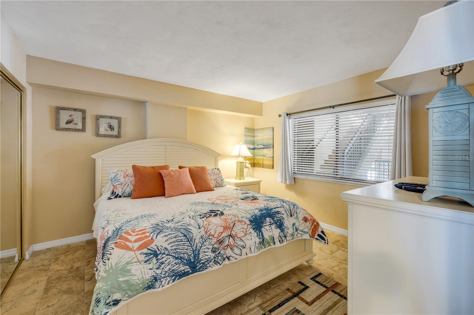 MOONTIDE CONDO - Residential