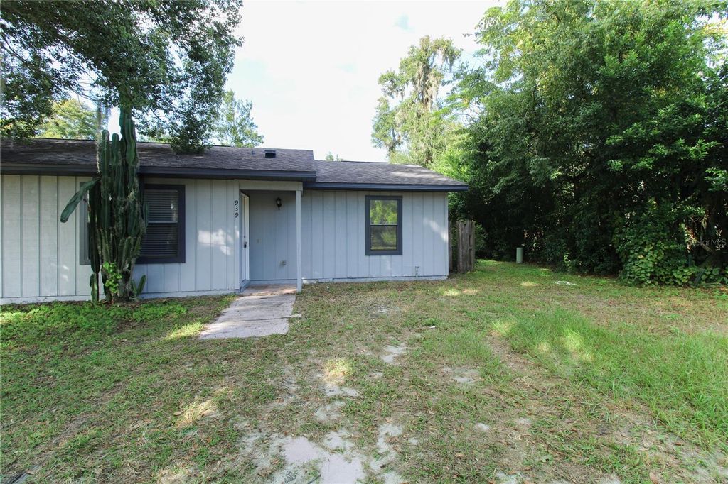 Photo of 939 Hughey Street, Apopka, FL 32703 (MLS # O6392420)