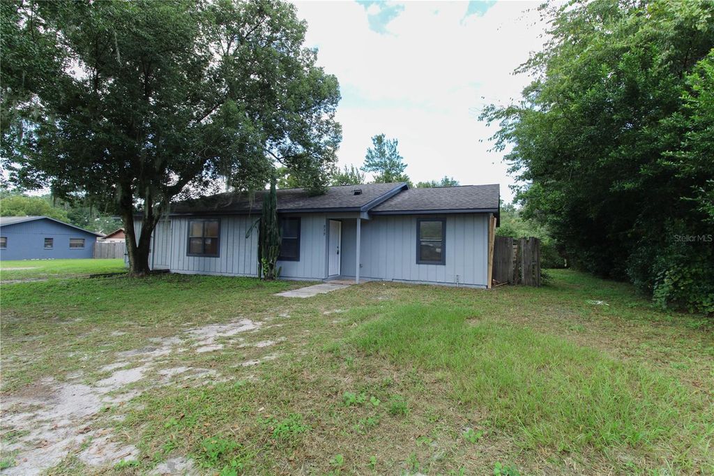 Photo of 939 Hughey Street, Apopka, FL 32703 (MLS # O6392420)