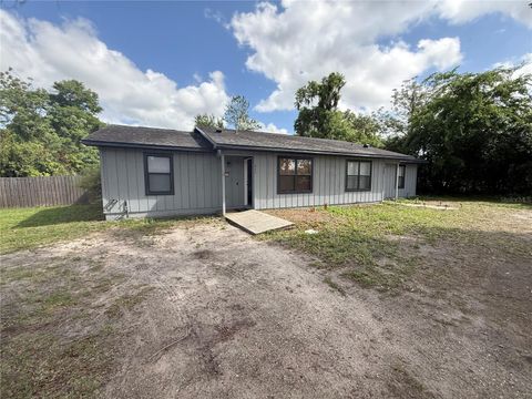Photo of 939 Hughey Street, Apopka, FL 32703 (MLS # O6392420)