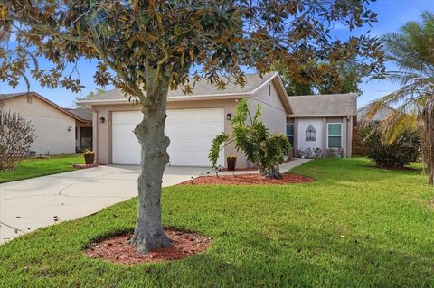 4454 GLENNS LANDING WINTER HAVEN FL 33884