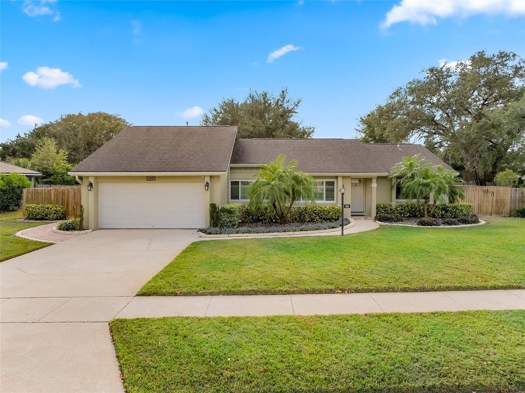 Photo of 109 Bantry Drive, Lake Mary, FL 32746 (MLS # O6372904)