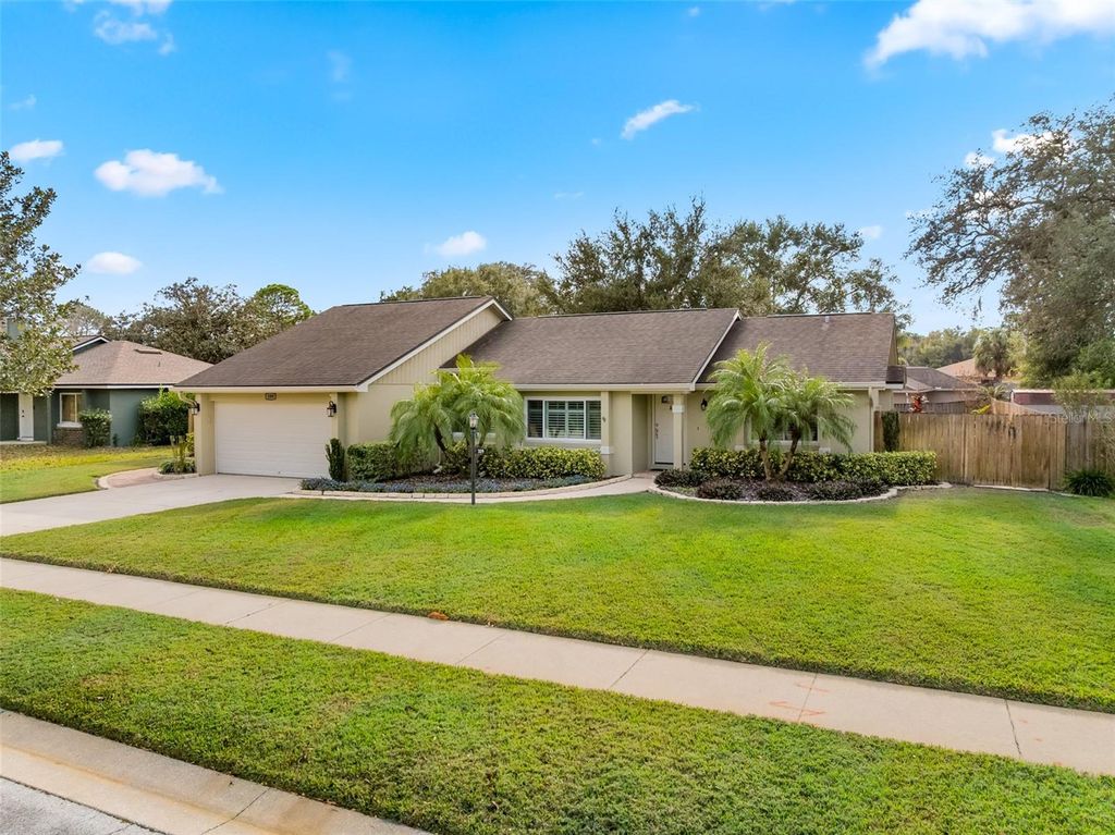 Photo of 109 Bantry Drive, Lake Mary, FL 32746 (MLS # O6372904)