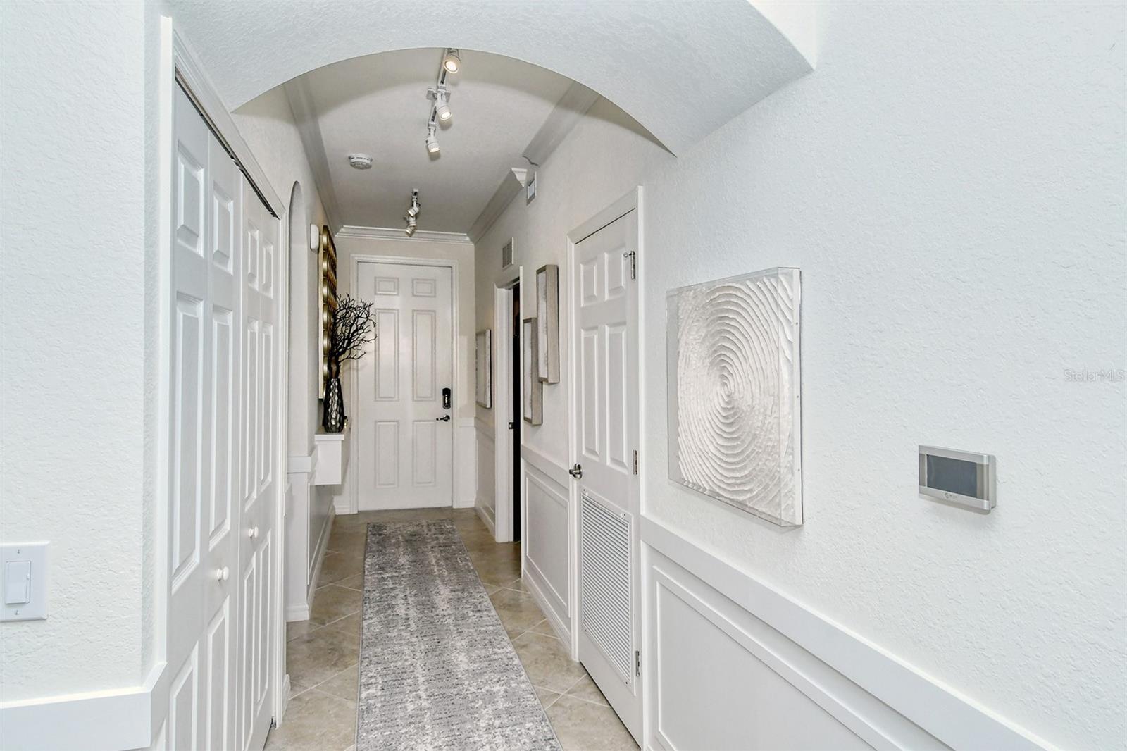 LAKEWOOD NATIONAL - Residential Lease