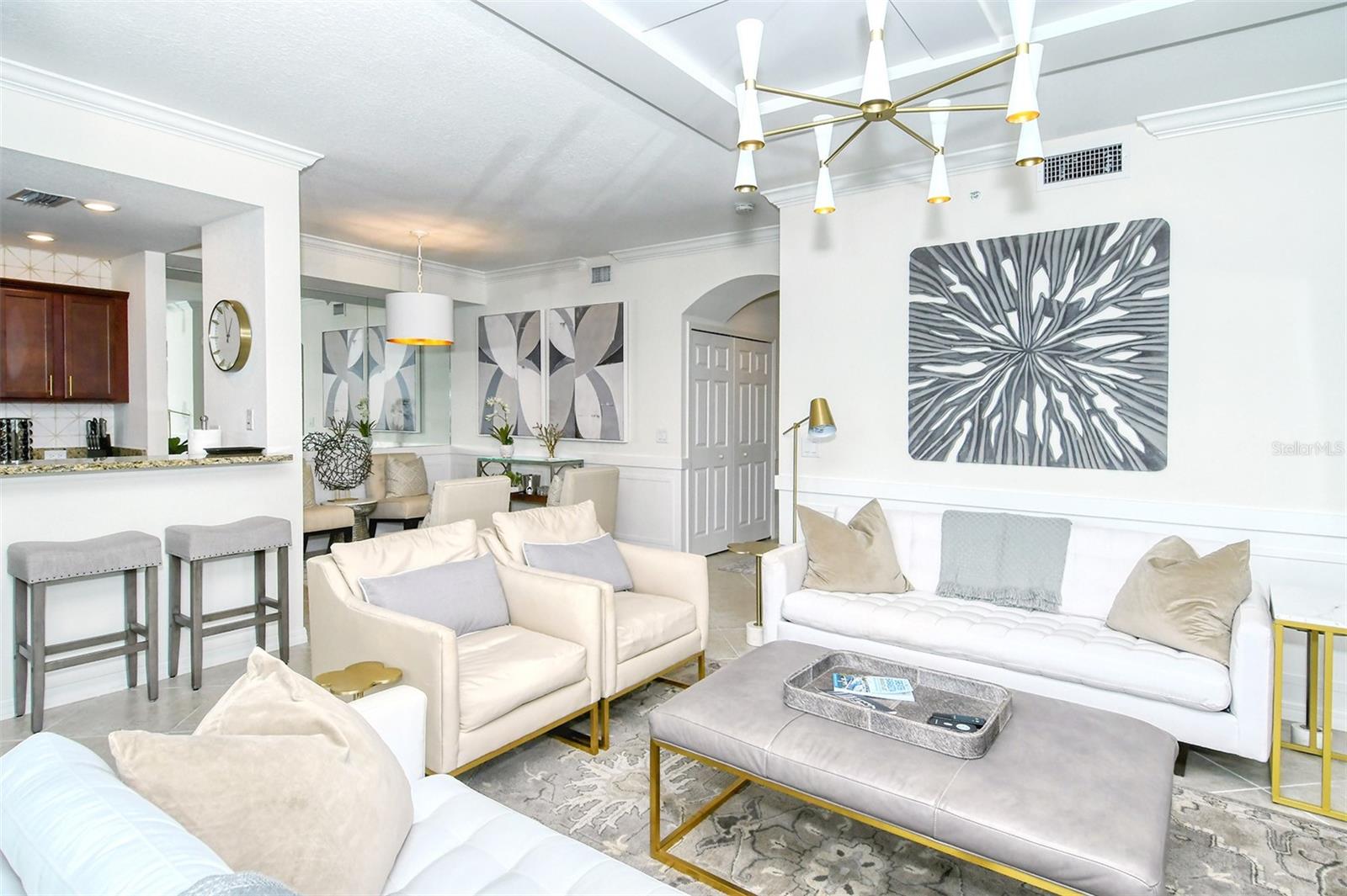 LAKEWOOD NATIONAL - Residential Lease