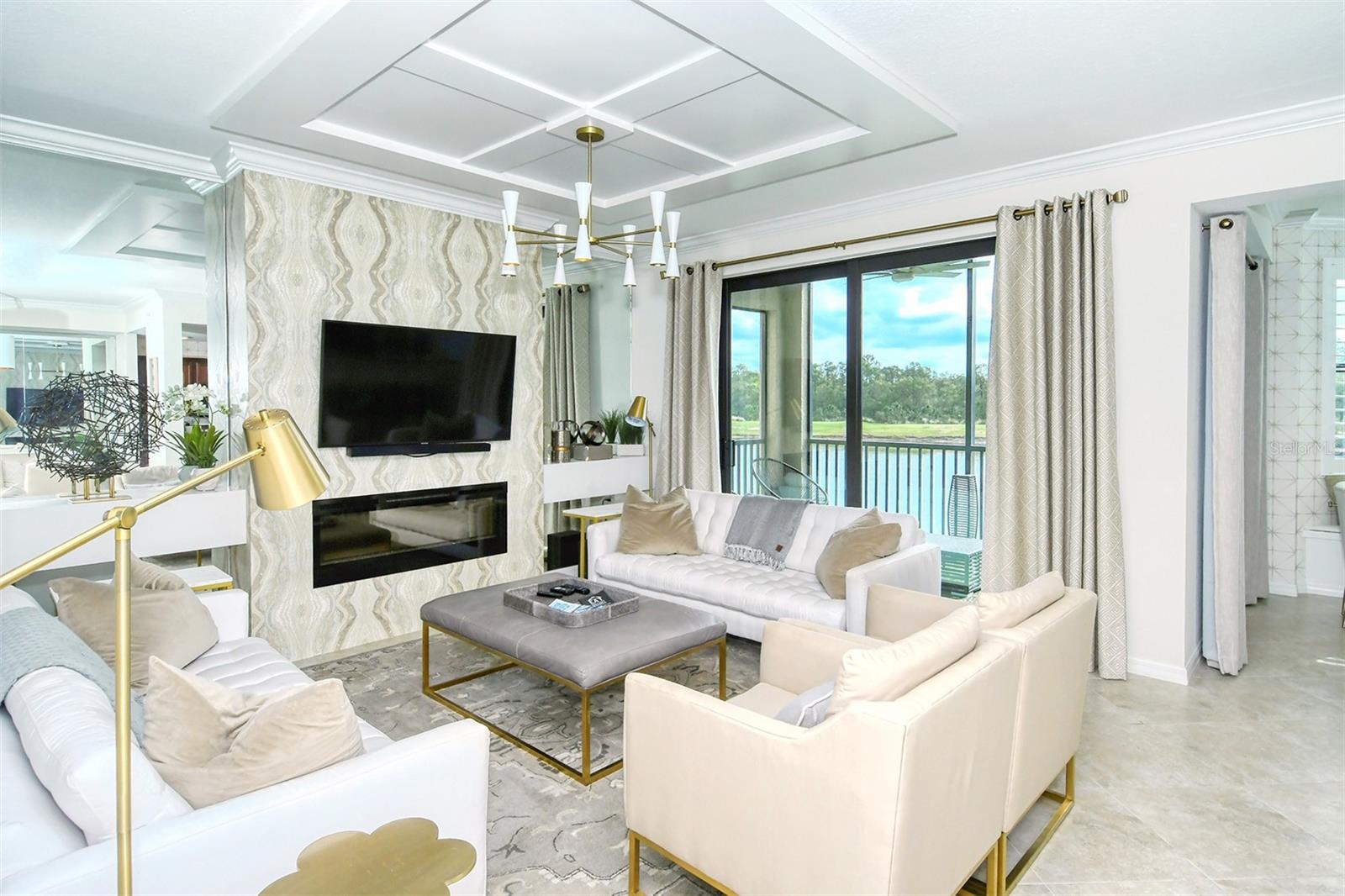 LAKEWOOD NATIONAL - Residential Lease