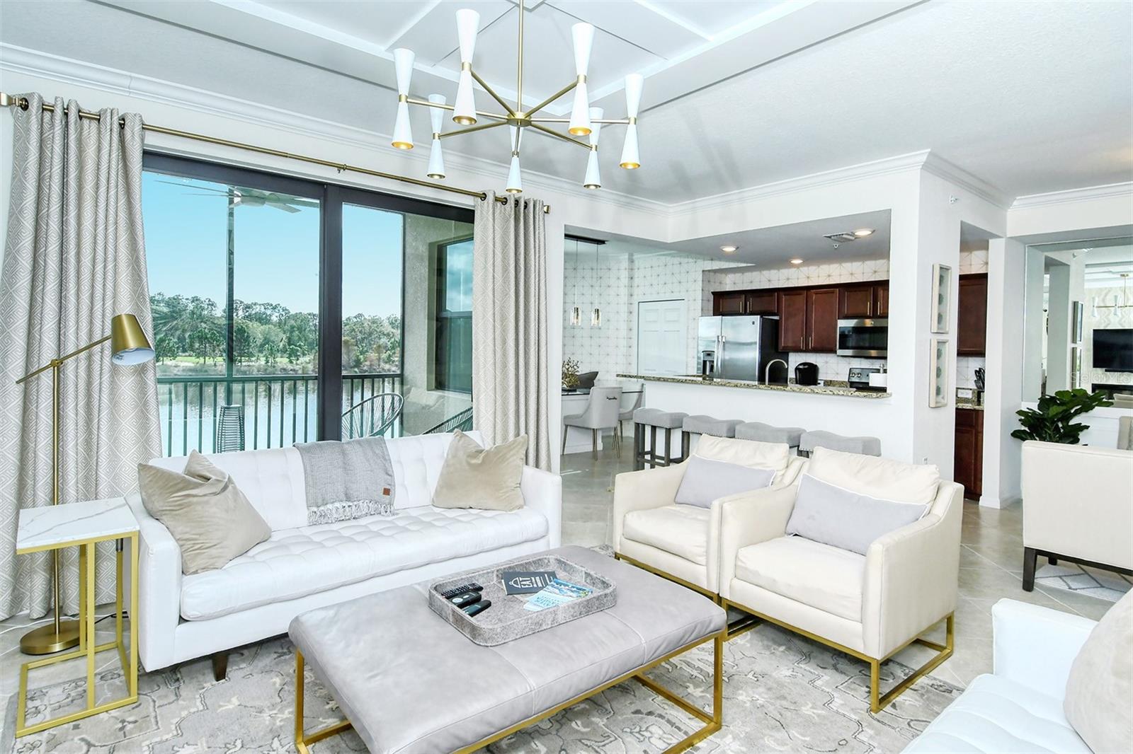 LAKEWOOD NATIONAL - Residential Lease