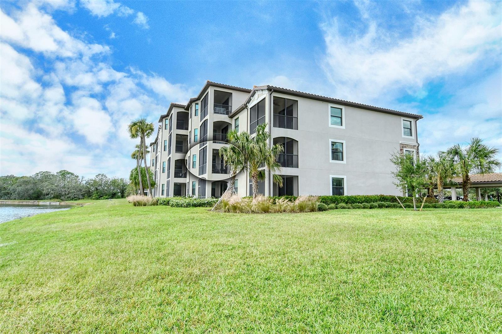 LAKEWOOD NATIONAL - Residential Lease