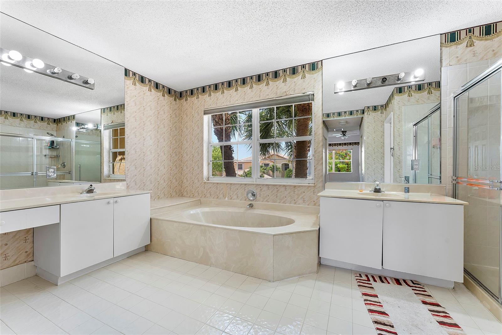 17933 SW 33RD COURT