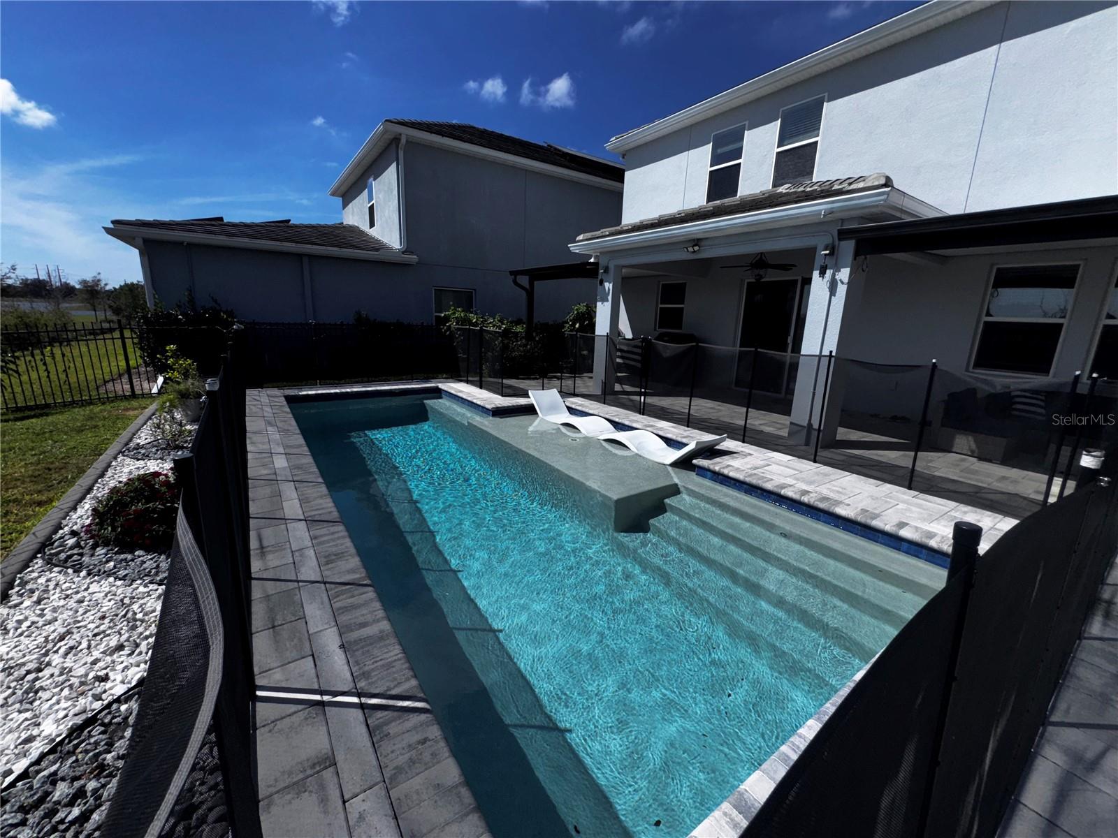 STOREY PK-PCL L PH 2 - Residential Lease