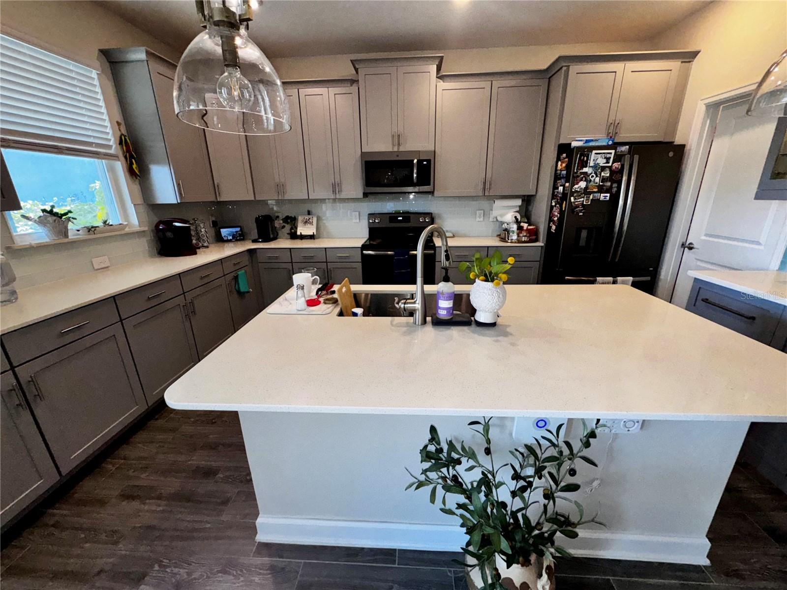 STOREY PK-PCL L PH 2 - Residential Lease