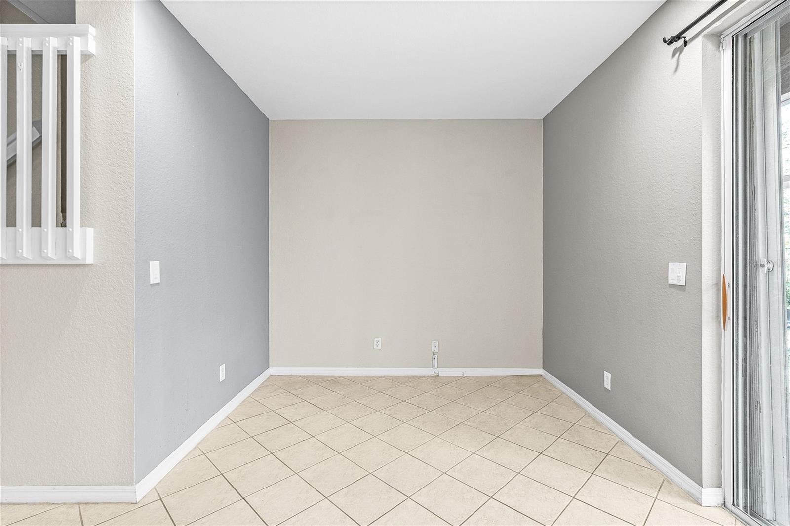 COLONNADE/FORUM - Residential