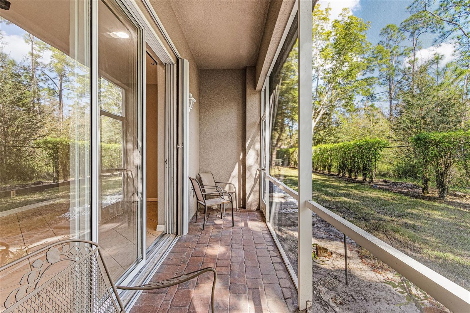 COLONNADE/FORUM - Residential